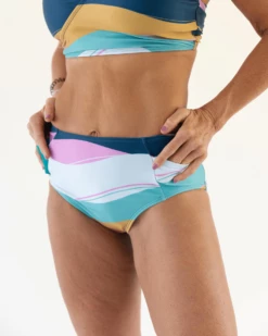 Tidal Wave Yoga Pocket Bottom