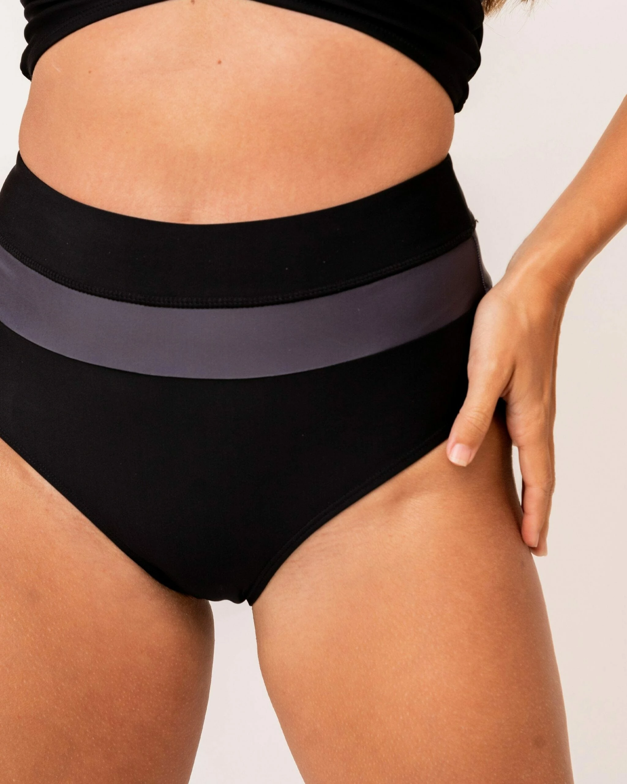 Black Colorblock Bottom - Image 6