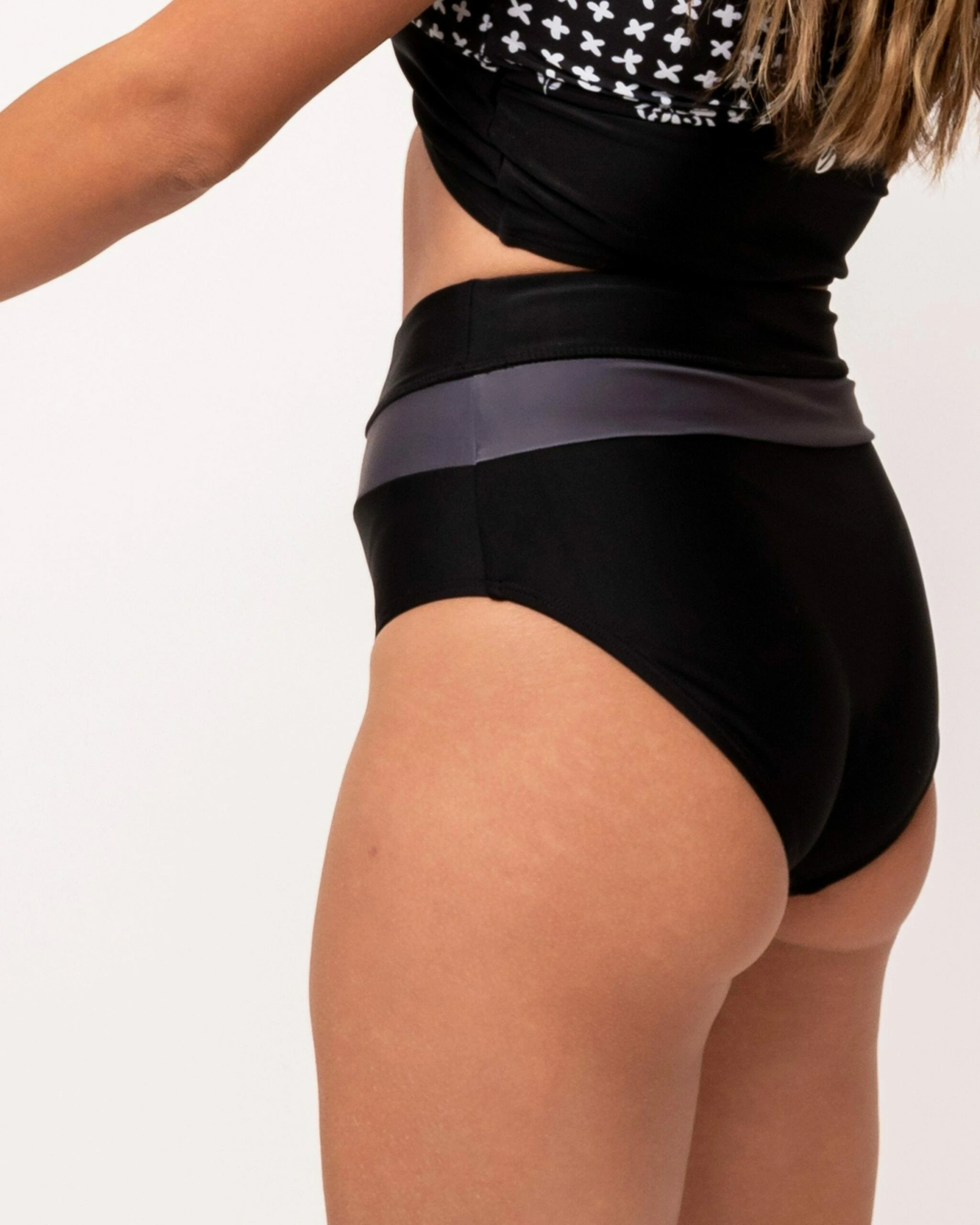 Black Colorblock Bottom - Image 3