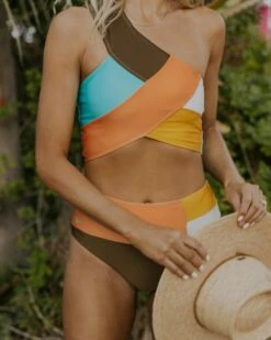 Journey Patchwork Crop