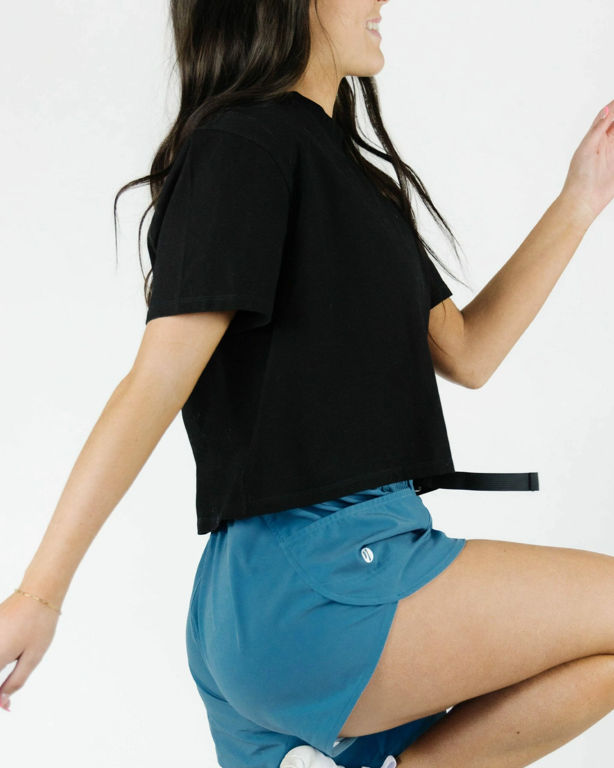 Black Crop Tee - Image 4