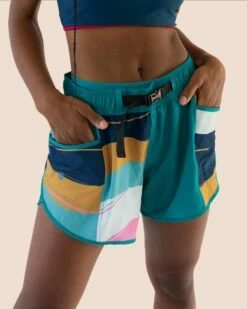 Tidal Wave Hybrid Explorer Short